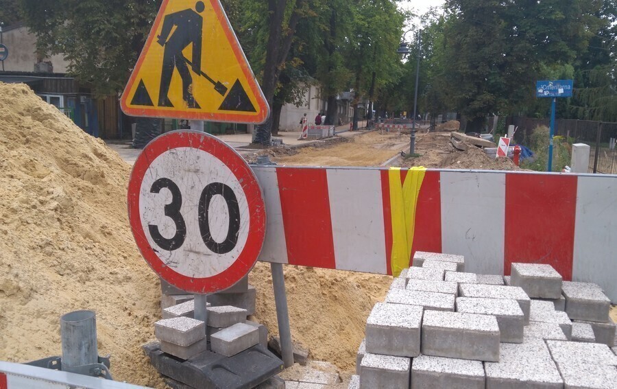 Piotrków. Cmentarna zamknięta dla ruchu