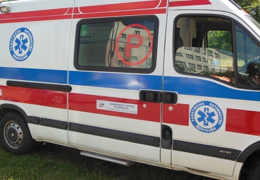 Osiedle Wyzwolenia 49-latek chciał powiesić się na przewodzie elektrycznym