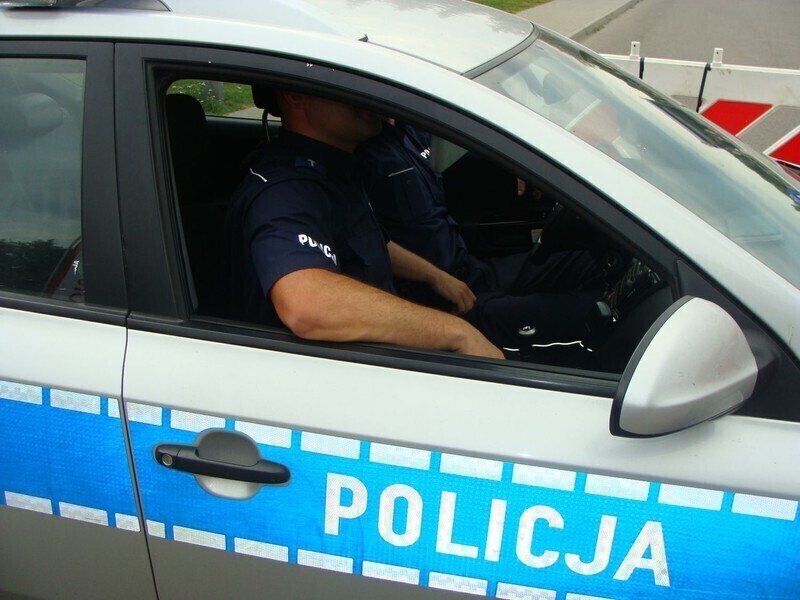 Przekroczył prędkość o prawie 50 kmh miał w samochodzie marihuanę