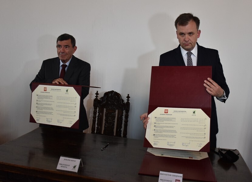 Ness Ziona dziewiątym miastem partnerskim Piotrkowa Trybunalskiego