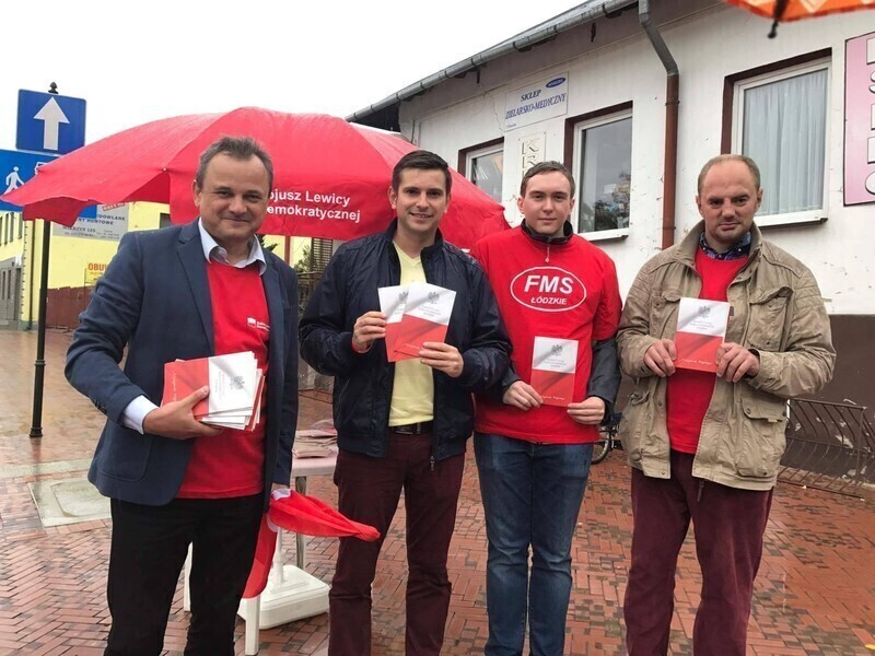 Będą rozdawać Konstytucję