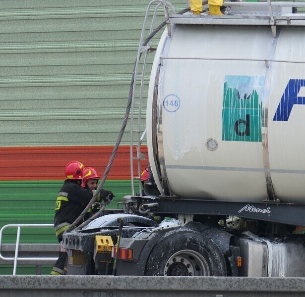 Zdjęcie 19: Wypadek na S8, rannych 7 osób!  [VIDEO]