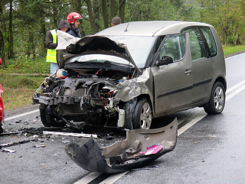 Zdjęcie 3: Dwie osoby zginęły na DK 48 