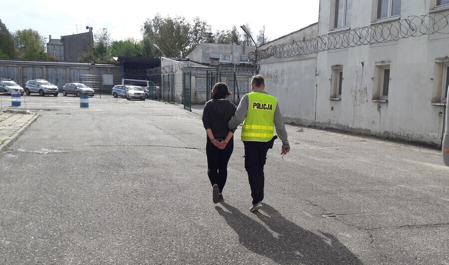 3-miesięczne dziecko w samochodzie i 3 promile. 28-latka zatrzymana