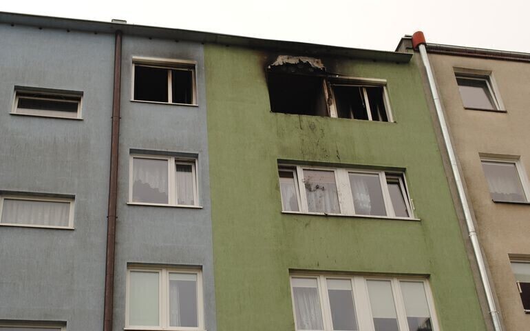 Pijani lokatorzy zaprószyli ogień