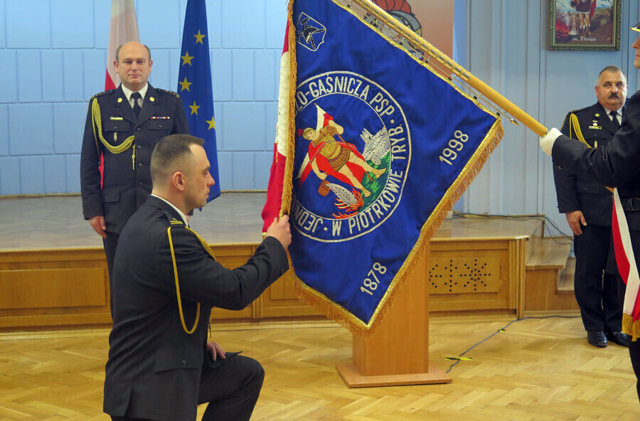 Oczekuję szacunku do munduru.... Piotrkowska straż ma nowego komendanta