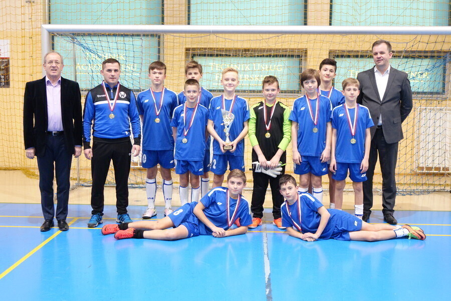 Włókniarz Moszczenica najlepszy wśród najstarszych