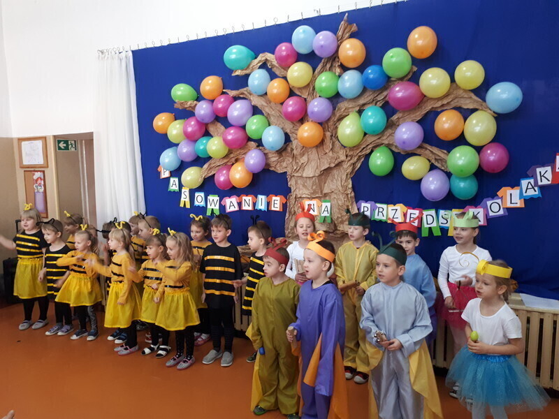 Pasowanie przedszkolaków w szesnastce