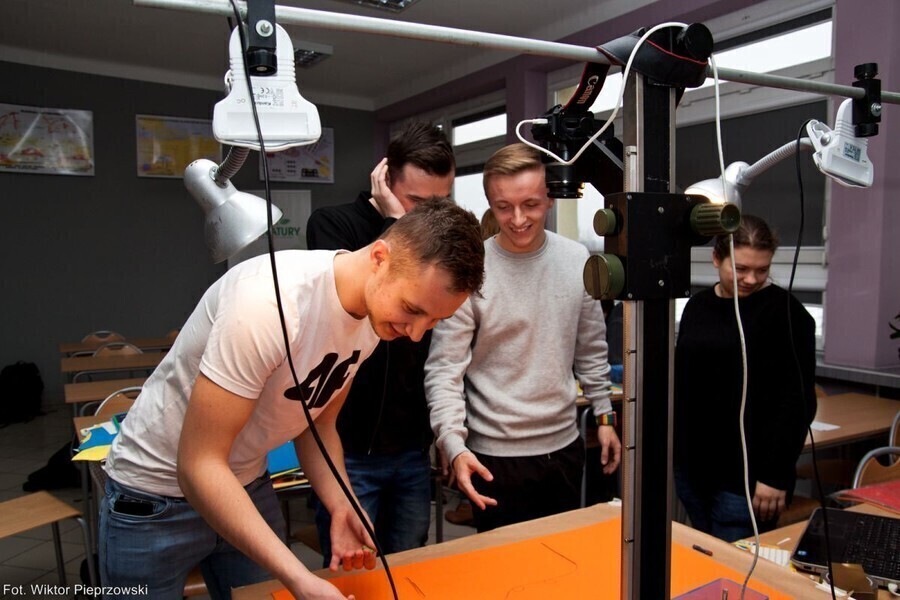 Twórca filmu o Janie Karskim w piotrkowskiej Budowlance