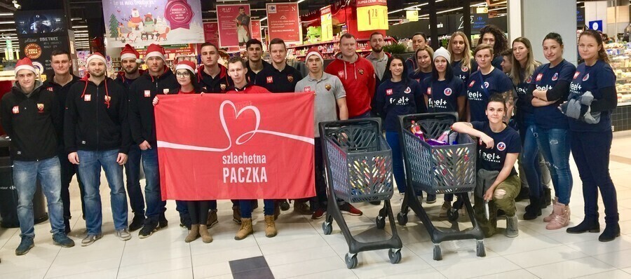 Szczypiorniści wspierają Szlachetną Paczkę