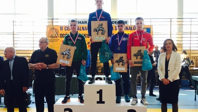 Piotrkowscy zapaśnicy na podium