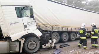 Wypadek w Karlinie, nie żyje jedna osoba