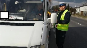 "Bus i track" - drogówka w akcji 