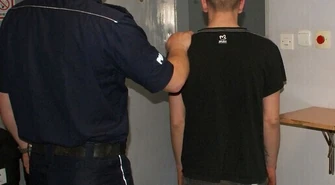 Ukradł truskawki i wszczął awanturę w markecie 