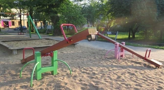 Które place zabaw w Piotrkowie zyskają nowe zabawki?