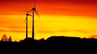 Ustawa wiatrakowa. Samorządy chcą skorzystać z furtki...