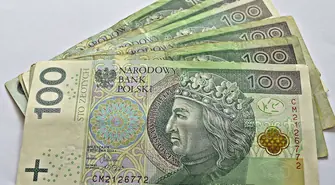 Darmowa chwilówka czy kredyt z banku – co wybrać?