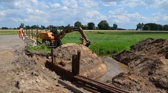 Rozpoczęto budowę mostu na Grabi 