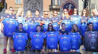 Piotrcovia zaprezentowała się piotrkowianom w Rynku Trybunalskim