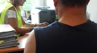 Kierował po pijanemu kradzionym volkswagenem 