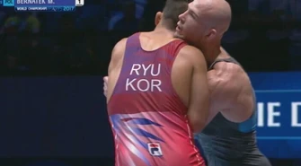 Zapaśnik AKS wicemistrzem świata [AKTUALIZACJA]