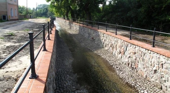 Piotrkowska rzeczka ma już nowe koryto 