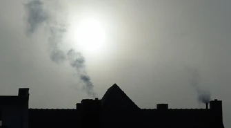 Zmiany w uchwale antysmogowej. Czym nie można będzie palić? 