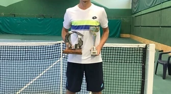 Ósmy zawodowy tytuł Kamila