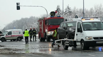 Zderzenie dwóch aut w Piotrkowie