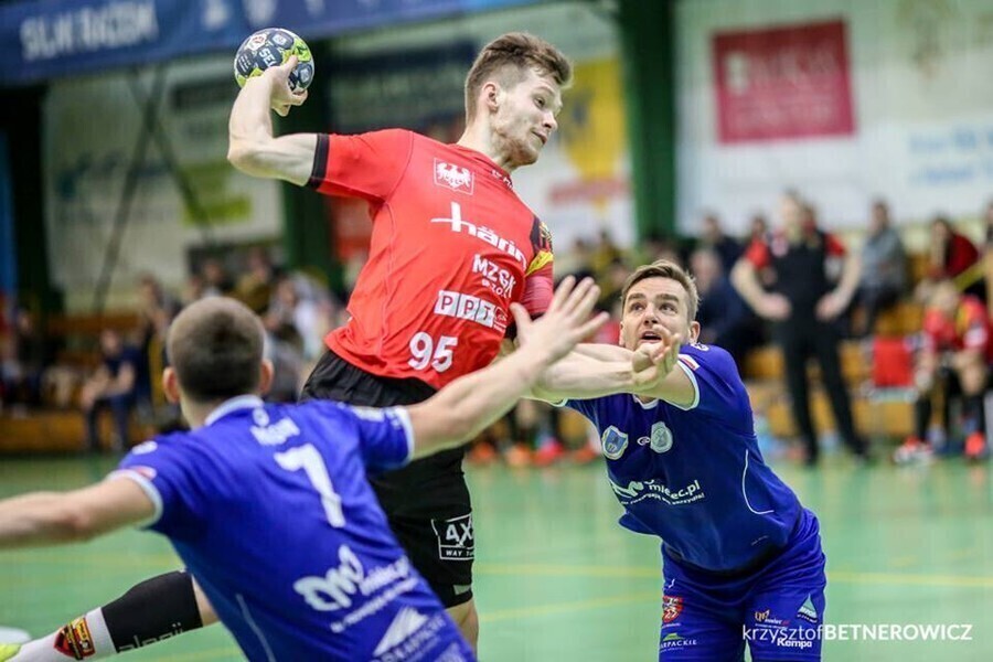 Piotrkowianin wygrał wszystkie mecze