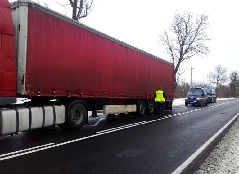 Spowodował kolizję oszukał tachograf