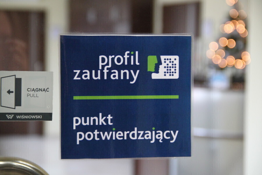Profil zaufany możesz potwierdzić w Moszczenicy