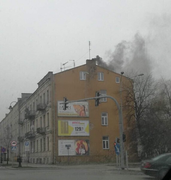 Czym piotrkowianie palą w piecu