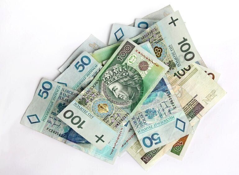 44-latek wyłudził odszkodowanie od firmy ubezpieczeniowej