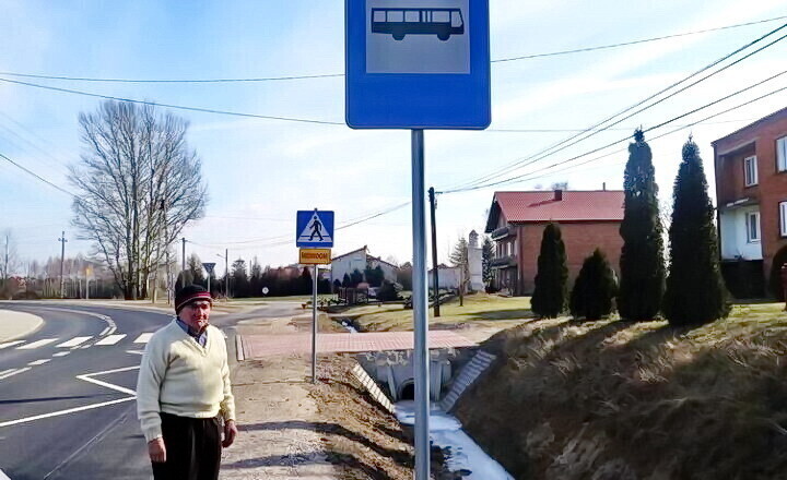 Niewidoczny przystanek w Bujnach