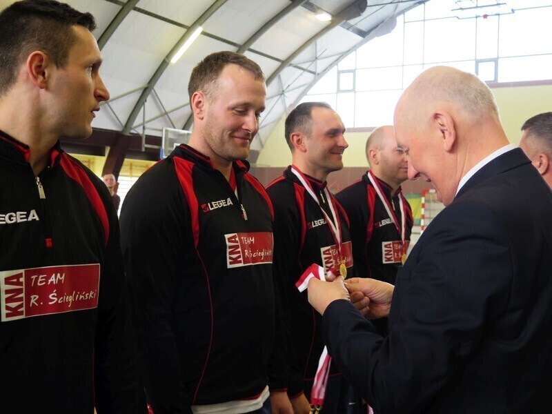 Mundurowi grali w Moszczenicy. Strażacy z Piotrkowa najlepsi