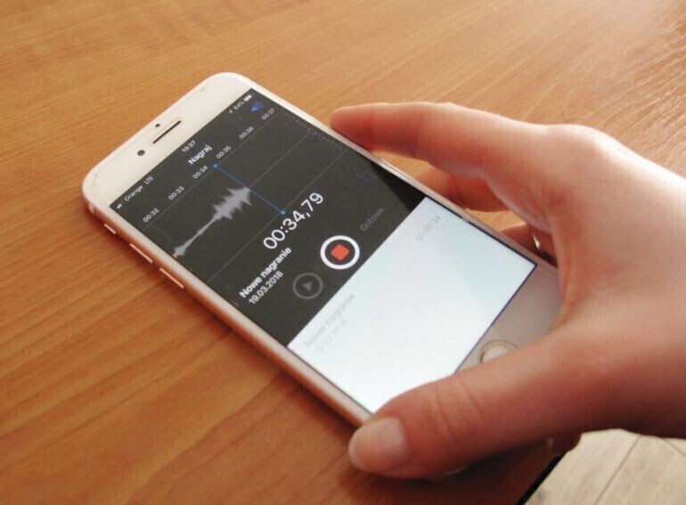 Nagrywają i wrzucają do sieci. Czy to legalne