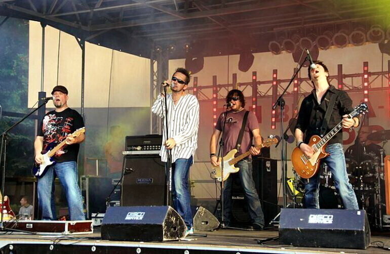 Dni Rozprzy Rockowe brzmienia i Strefa Kibica