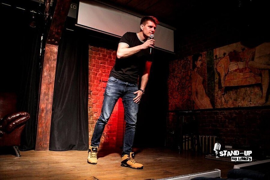 Jak zrobić dobry dowcip czyli jak żartują stand-uperzy