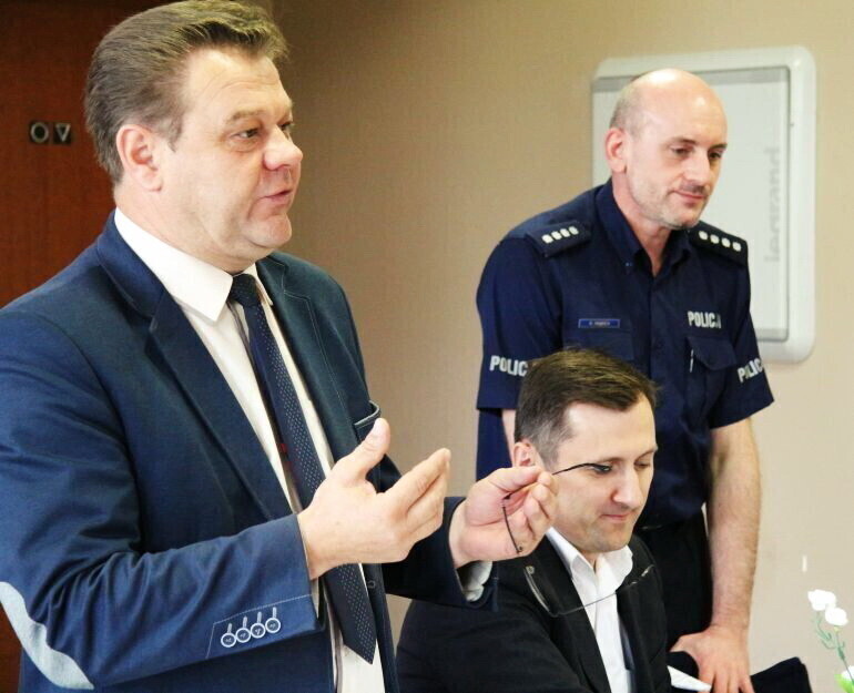 Wola Krzysztoporska Będzie debata o bezpieczeństwie