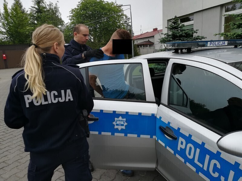 Kradzież włamanie uszkodzenie mienia. Pracowity 23-latek w rękach policji