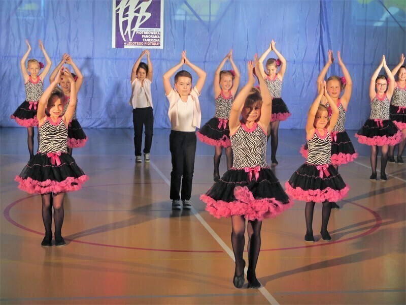 Tancerze z całej Polski rywalizują w Piotrkowie