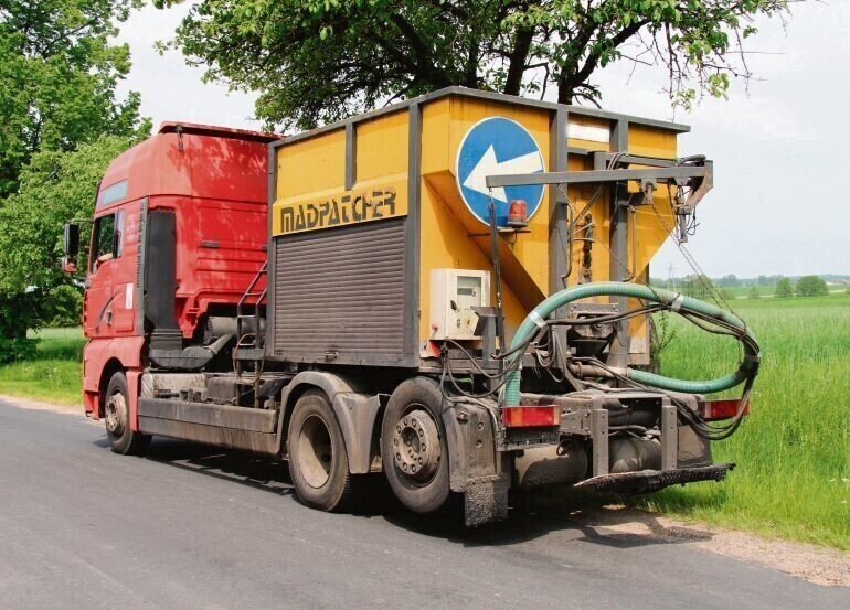 Wola Krzysztoporska Trwają remonty dróg