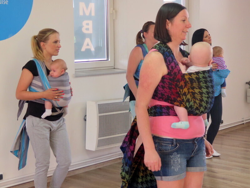 Taniec w chuście dla aktywnych mam