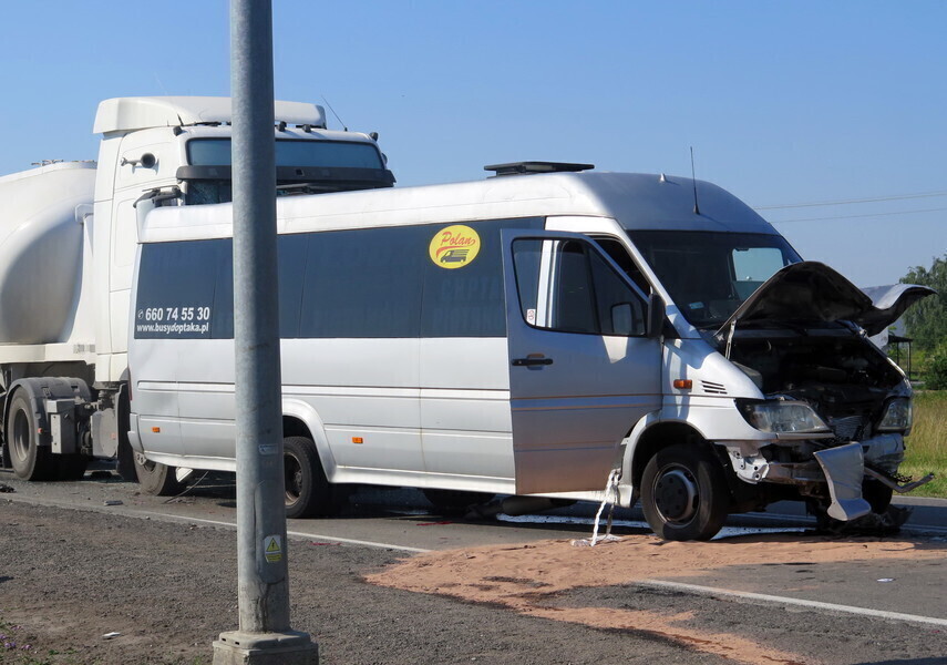 11 osób rannych w wypadku w Jarostach