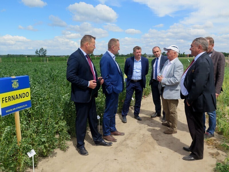 Rolnicy spotkali się w Sulejowie