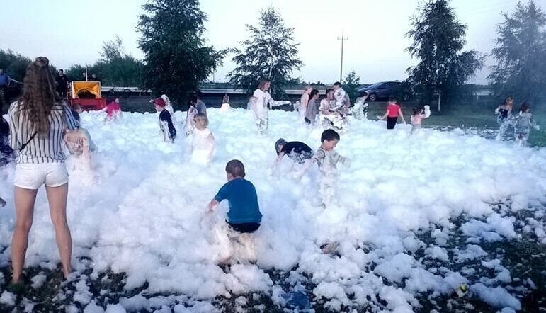 Słoneczny festyn w Woli Rokszyckiej