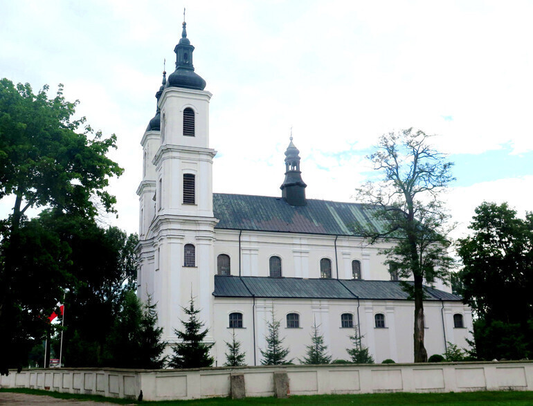 Z cyklu Przyroda zawsze Ci odda - Kościół w Witowie