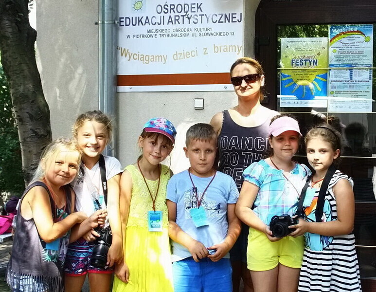 Kino wycieczka warsztaty. Wakacje z MOK-iem trwają