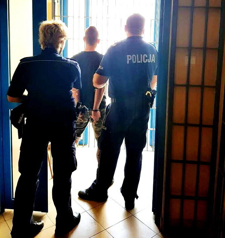 Pracownicy kopalni zatrzymali pijanego kierowcę. 32-latek miał przy sobie 15 kg marihuany